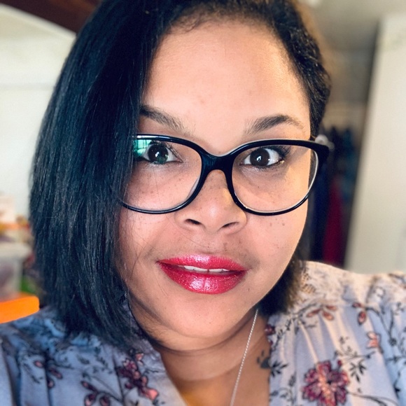 Meet your Posher, Adrian - Picture 1 of 1